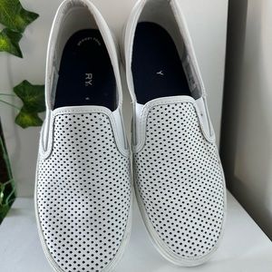 Sperry Womens Seaside Perfortrated Leather Slip On Sneakers Shoes Casual